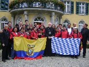 Gruppenfoto_BDKJ_Bischof_Ecus
