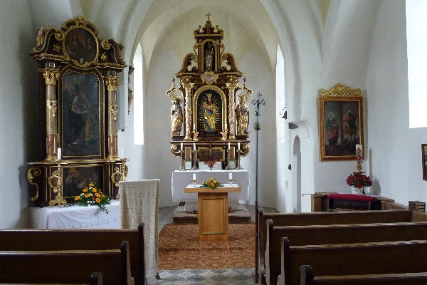 Kirche SChechen innen