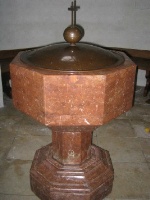 Taufstein St. Jakob