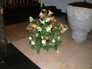 Blumenschmuck Pfarrkirche 1