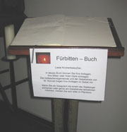 Fürbittenbuch beim St. Konrad