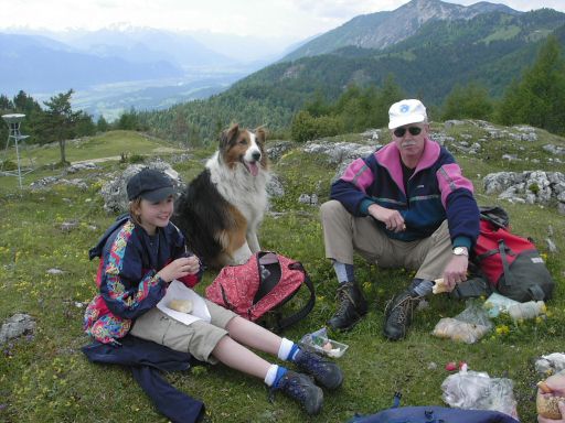 fam_grp_7_2005_002