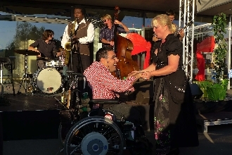 Helfende Haende 8