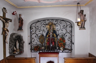 Schmelz Kapelle Kreuz 006 (320x210)