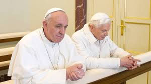 Papst Franziskus u. Papst Benedikt