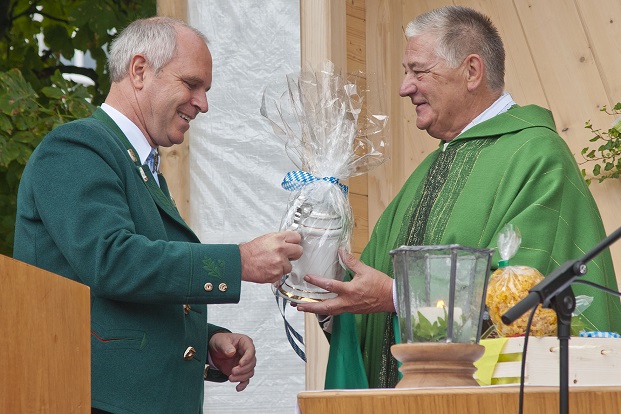 _DSC7287-Fesgottesdienst-Schiessl-Kress-1