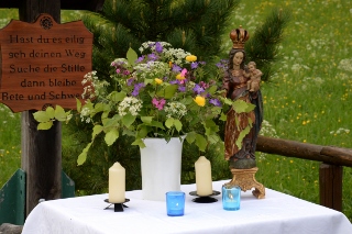 Altar mit Madonna