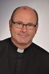 Dr. Grossmann