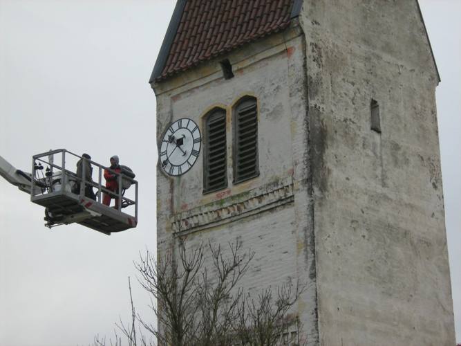 Erneuerung der Turmuhr in Purfing