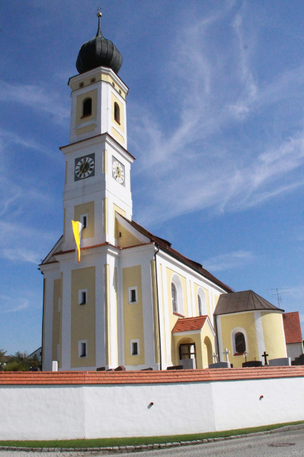 Kirche_Hoergertshausen_B433xH650