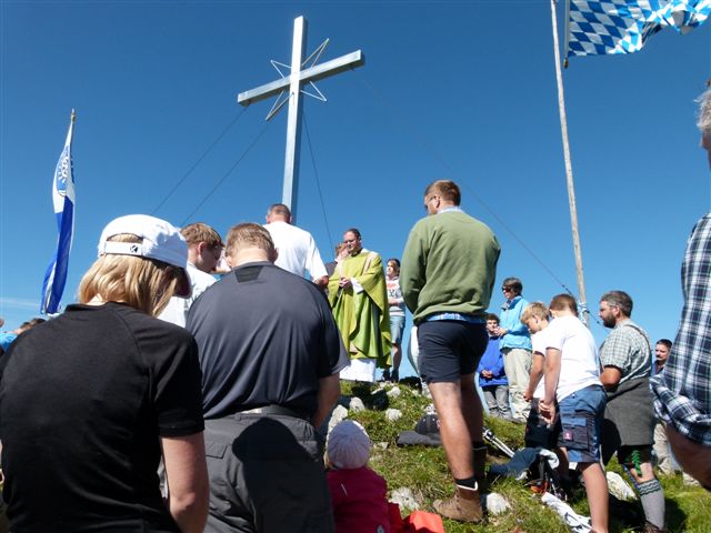 Oberau,Heldenkreuz