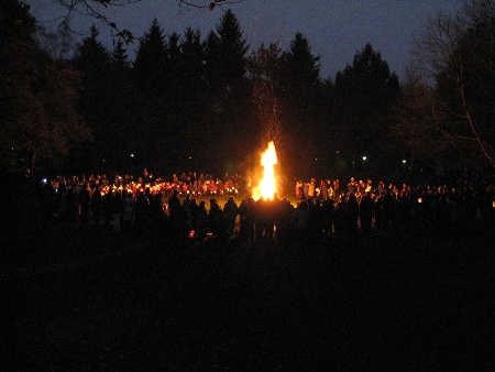 Fest Feuer