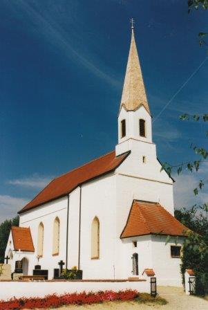 Kirche Steinbach aussen