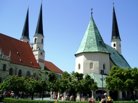 Kapellplatz 285x214