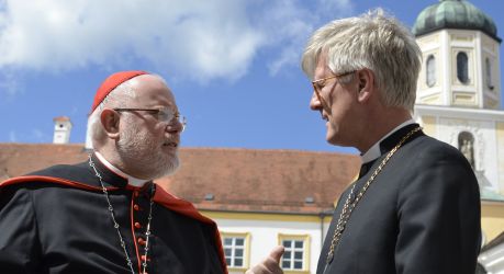 Kardinl Marx im Gespräch mit Landesbischof Bedford-Strohm