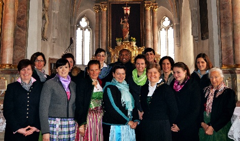 Der Kirchenchor Wallgau beim Festgottesdienst am 05-04.2015