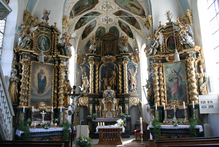 Straußdorf Kirche innen