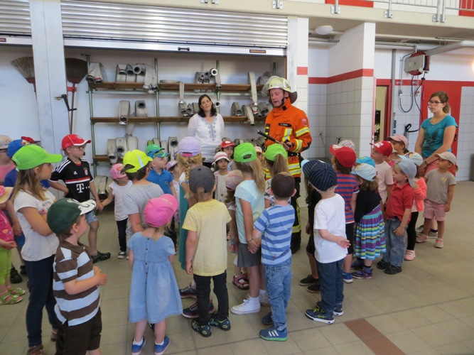Besuch bei der Feuerwehr am 7. Juni 2016