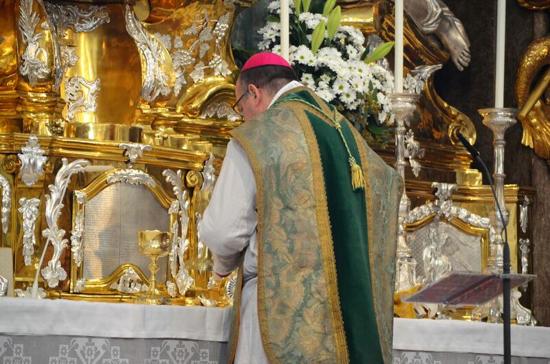 42 - Pontifikalamt 05.02.2017 - St. Peter