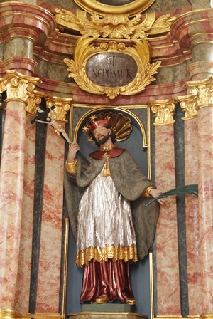 Hl. Nepomuk, Seitenaltar