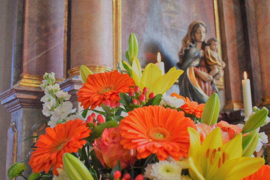 Marienaltar in der Pfarrkirche St. Jakob Wallgau