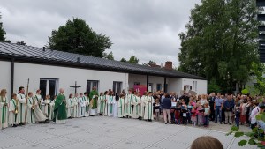 Vorplatz Weihe
