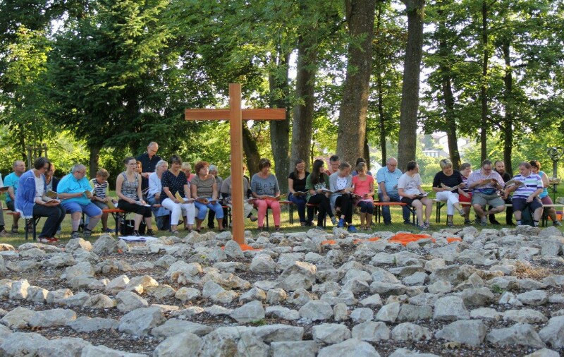 Taize 1 4.7.2017