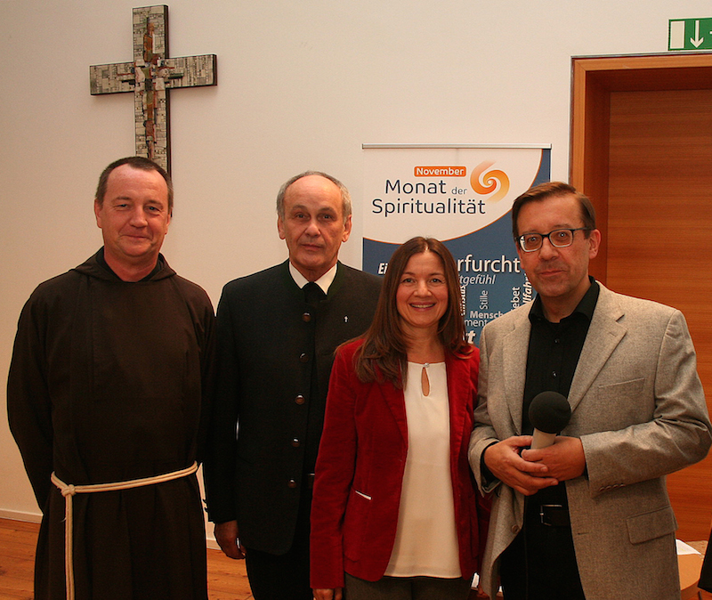 2017-11-29-4tes-Klosterforum-Gruppe-800