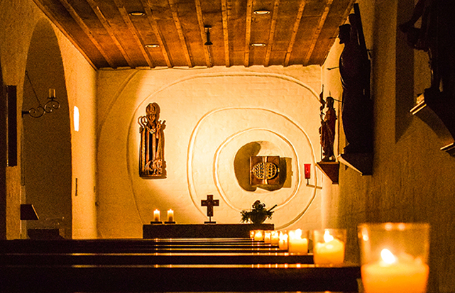 Bild_Adventskapelle_Heu