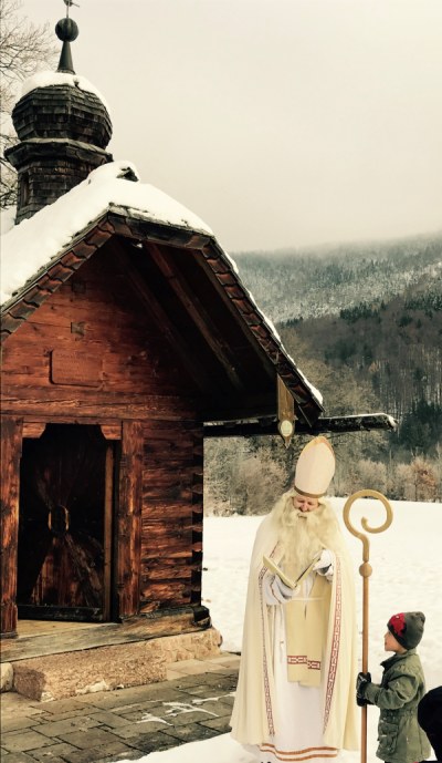 nikolaus_Home