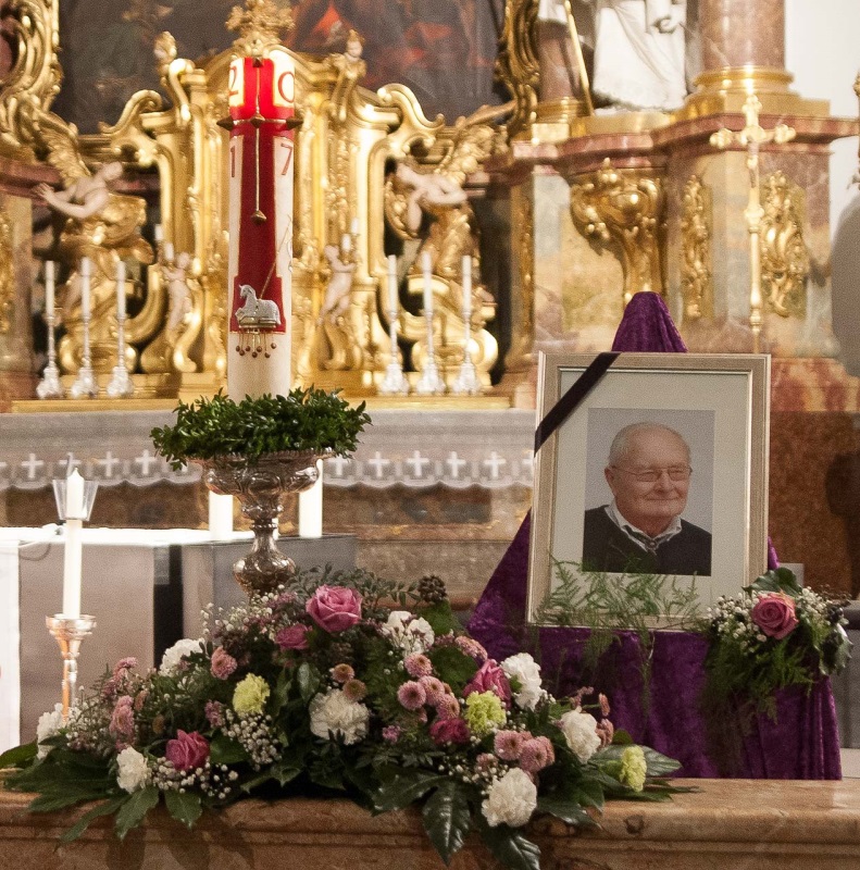 Beisetzung Pfarrer Zacherl