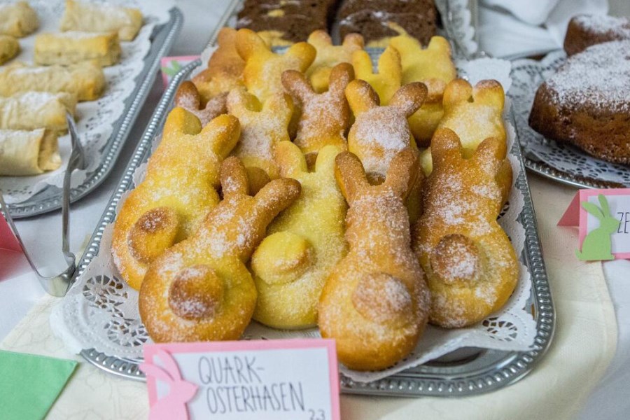 dessertbuffet mit quarkhasen