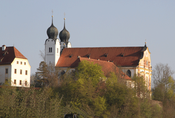 Kachel_Kirche_Baumburg_Ost