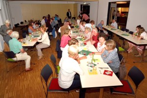 EA Essen Tische