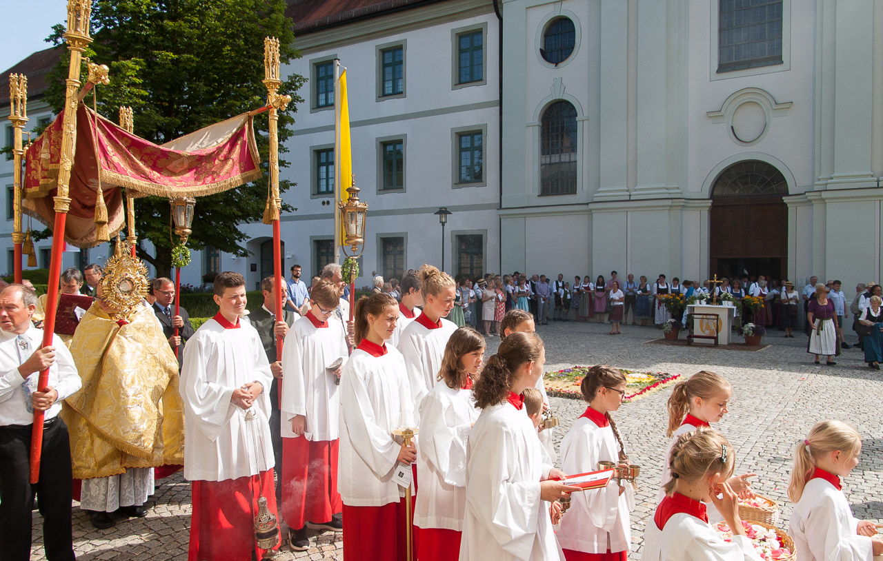 Fronleichnam in Rott am Inn