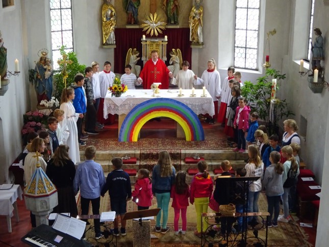Familiengottesdienst Regenbogen