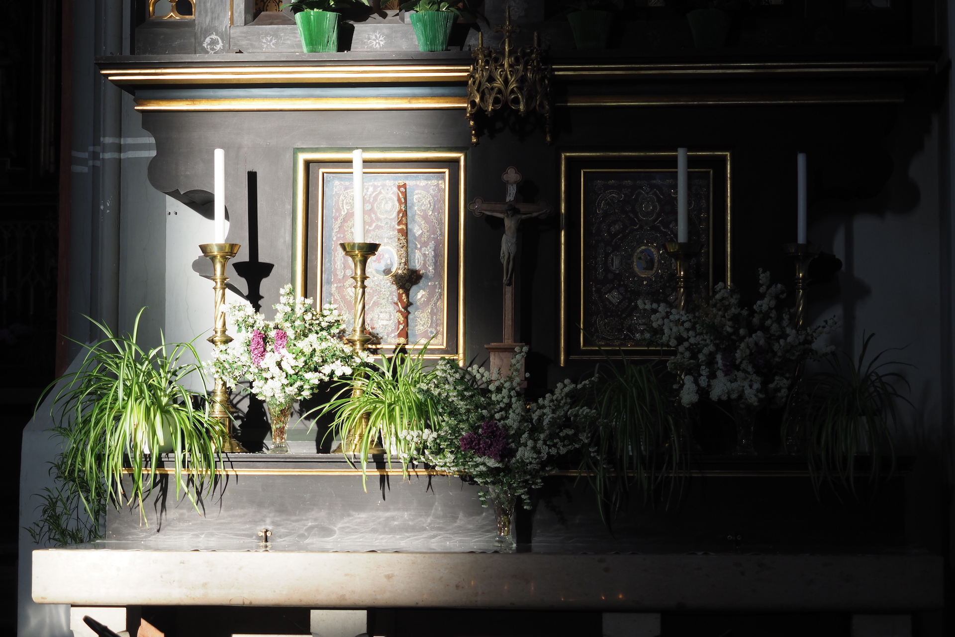 Mutter Gottes Altar