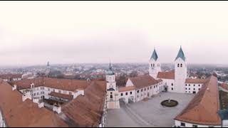 Platzhalter-Bild fuer YouTube-Video